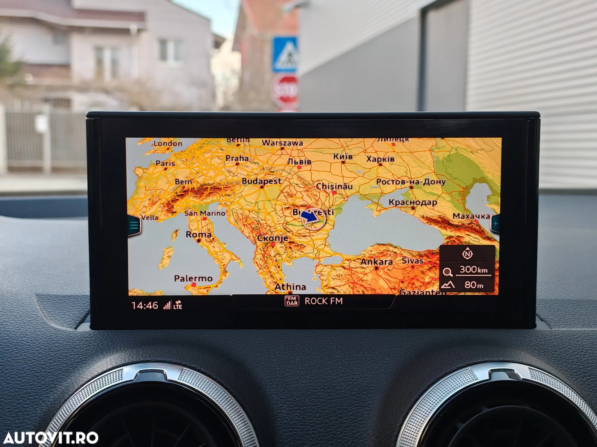 Audi Q2 30 TDI Advanced - 34