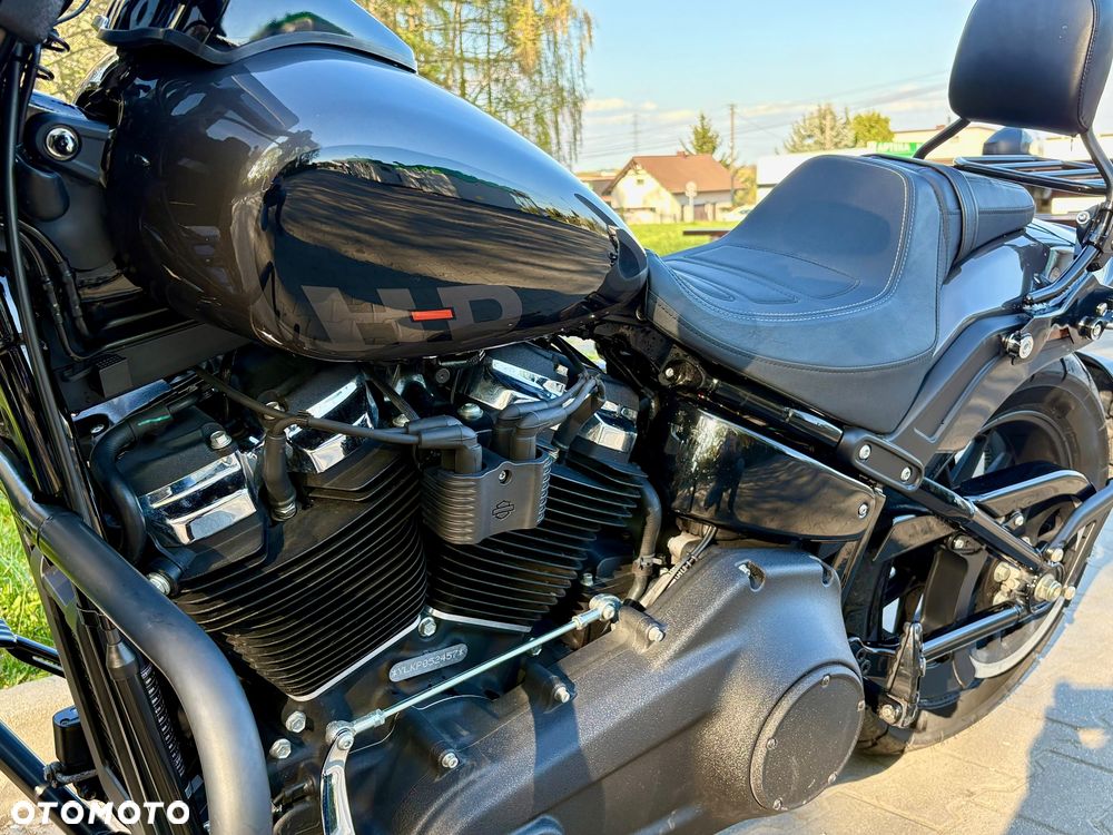 Harley-Davidson Softail Fat Bob - 10