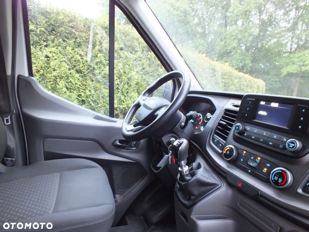Ford Transit - 14