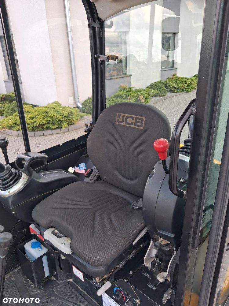 JCB 8026 CTS - 11
