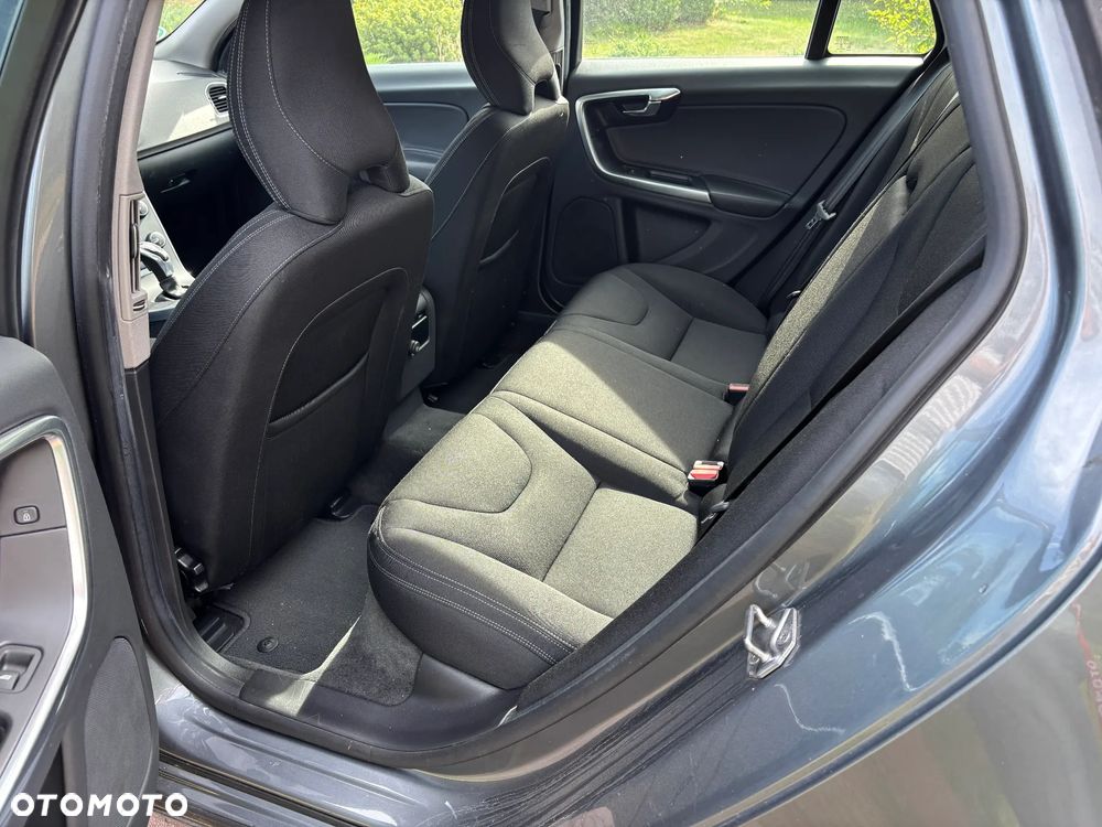 Volvo V60 D3 Geartronic Linje Business - 18