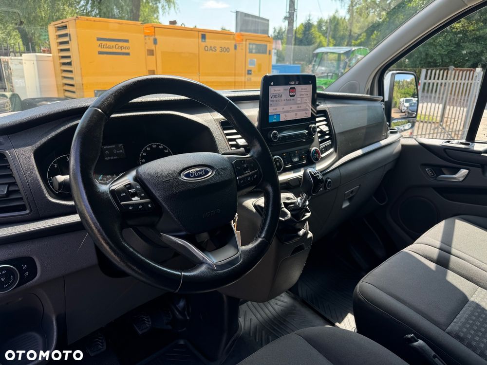 Ford Transit Custom - 19
