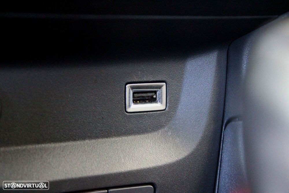 Citroën C3 1.2 PureTech Shine EAT6 - 29