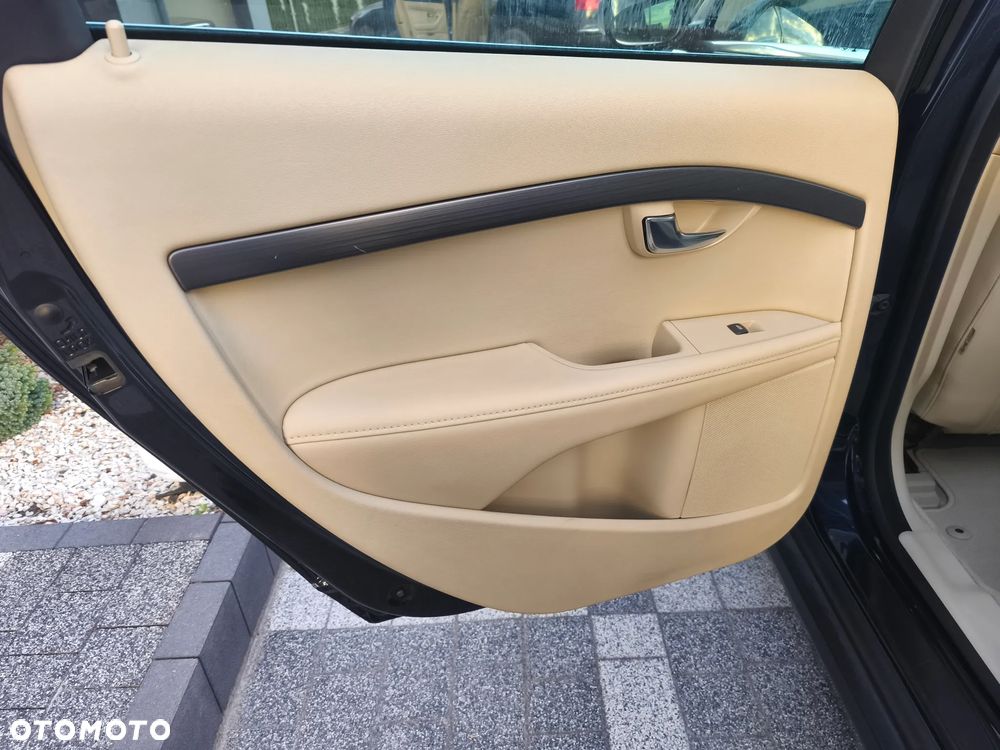 Volvo XC 70 D4 AWD Geartronic Summum - 33