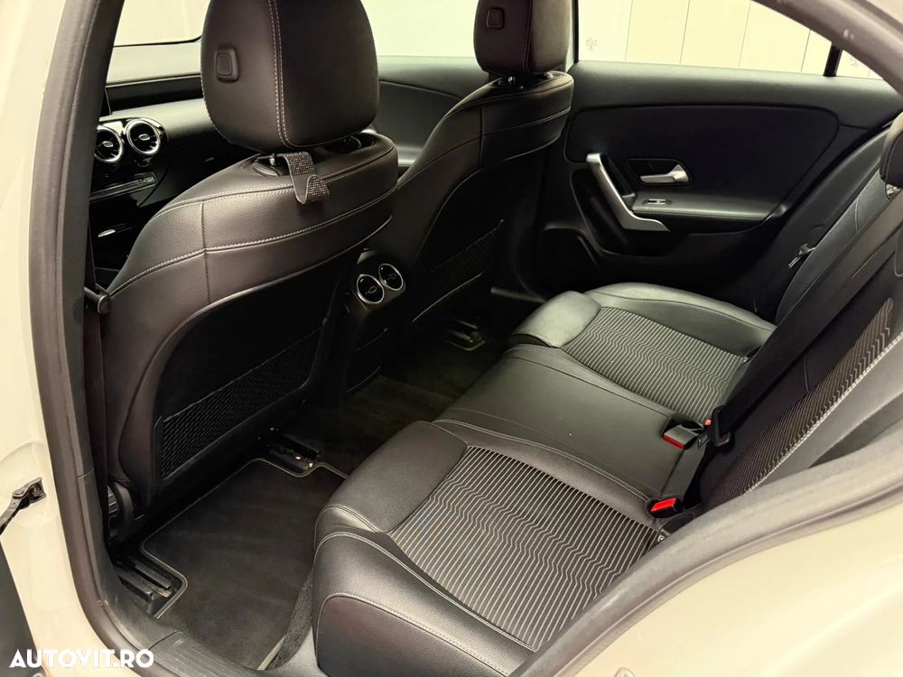 Mercedes-Benz A 200 d 8G-DCT - 17