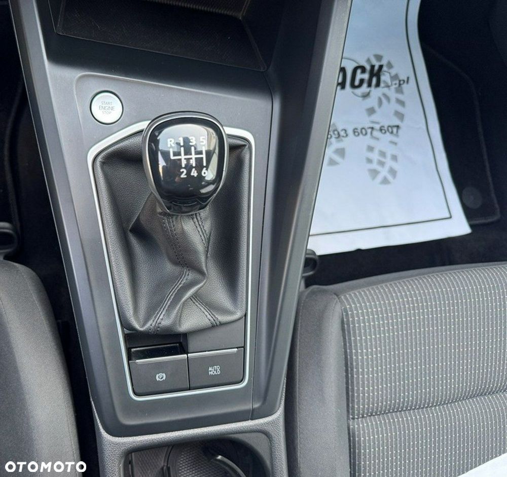 Volkswagen Golf - 13