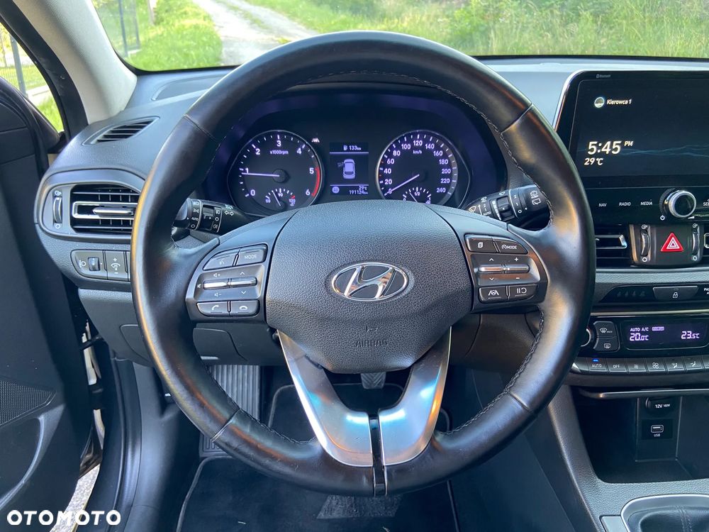 Hyundai i30 - 18