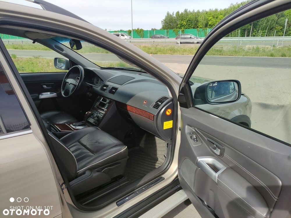 Volvo XC 90 - 18