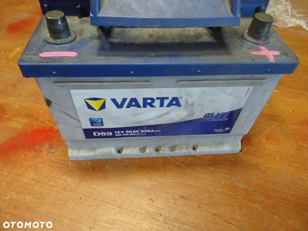 AKUMULATOR WARTA 12V 60 AH 540 A - 2