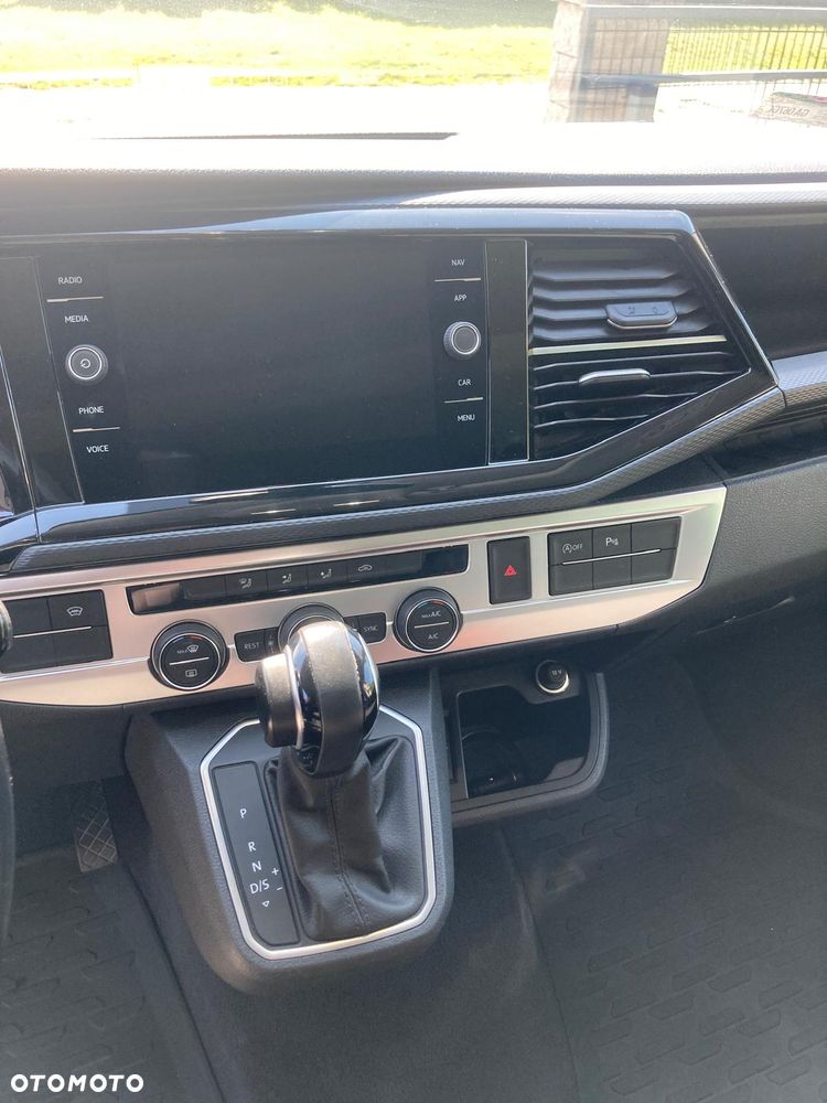Volkswagen Multivan - 5