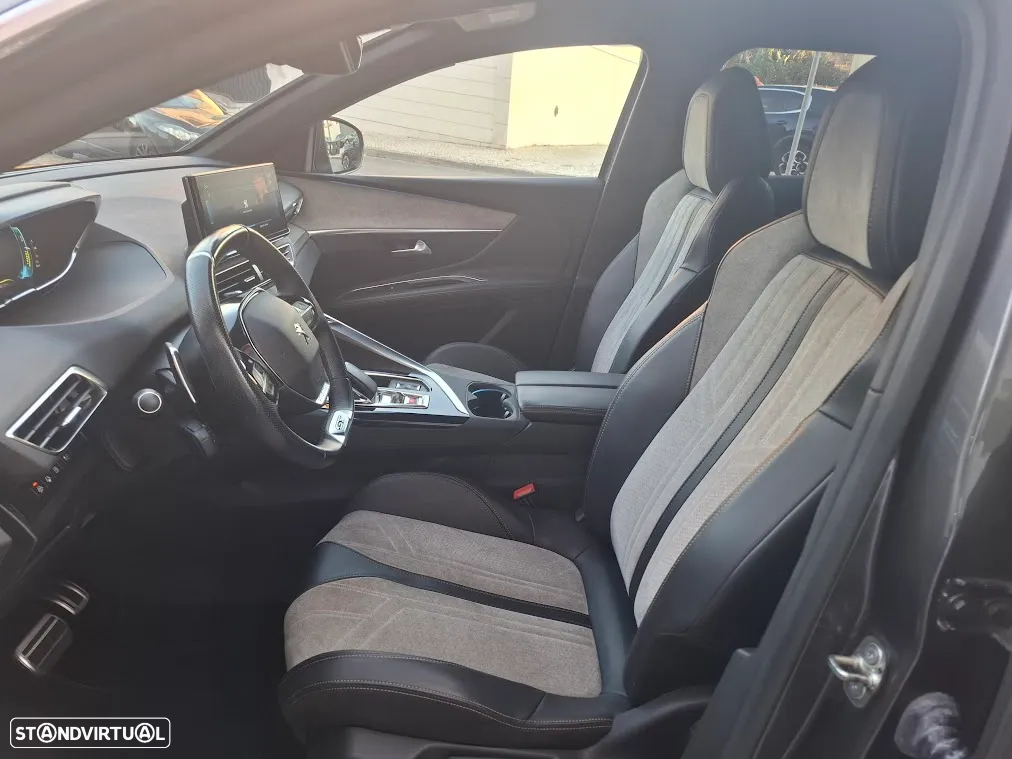 Peugeot 3008 1.6 Hybrid GT Line e-EAT8 - 27