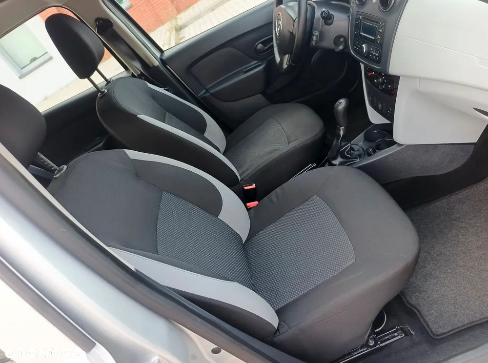 Dacia Sandero 1.2 16V 75 Laureate - 16