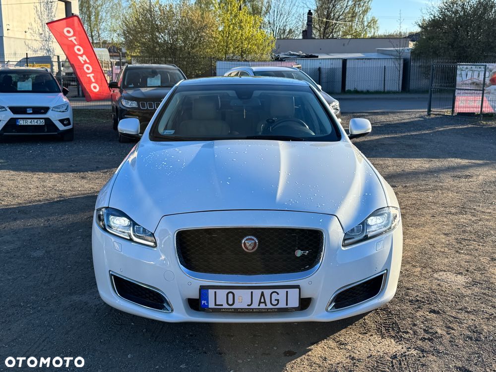 Jaguar XJ 3.0 T AWD Portfolio - 38