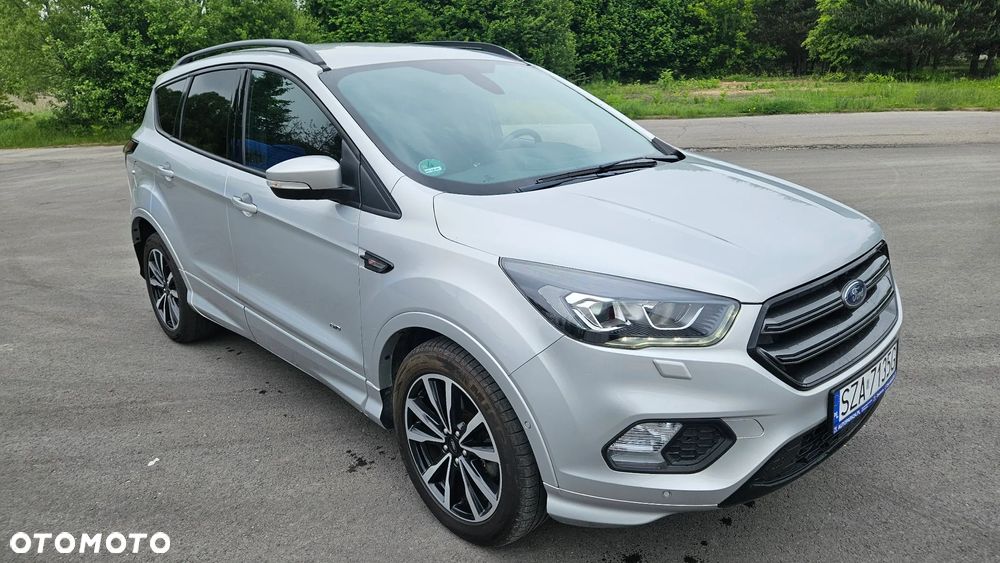 Ford Kuga 2.0 TDCi 4x4 ST-Line - 4