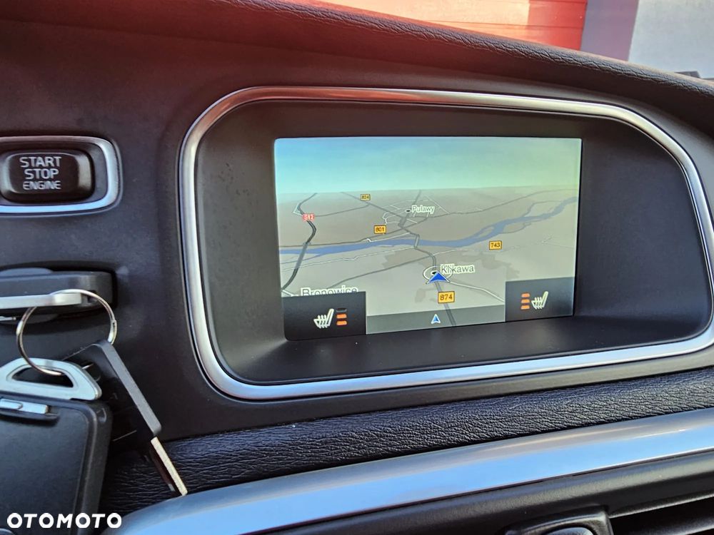 Volvo V40 D4 Summum - 25