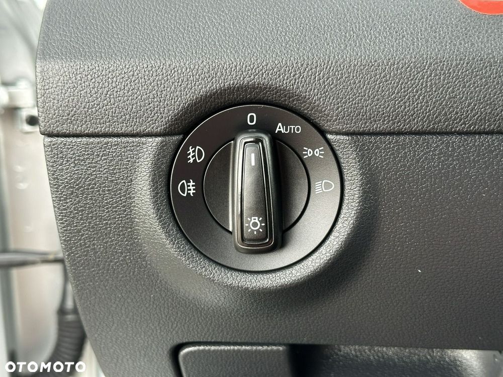 Skoda Octavia 2.0 TDI DSG RS - 34