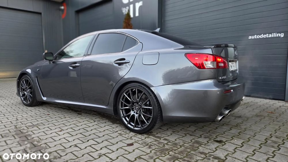 Lexus IS - 12