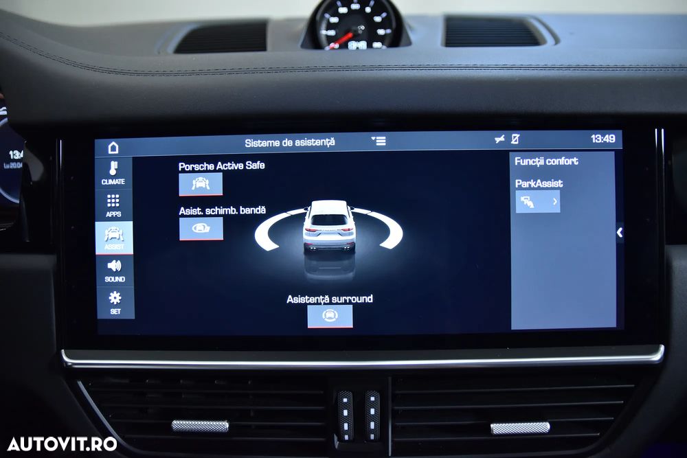 Porsche Cayenne - 24