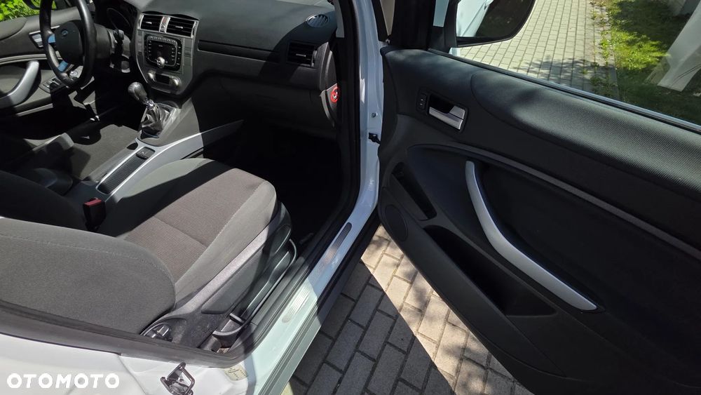 Ford Kuga 2.0 TDCi 4x4 Individual - 13