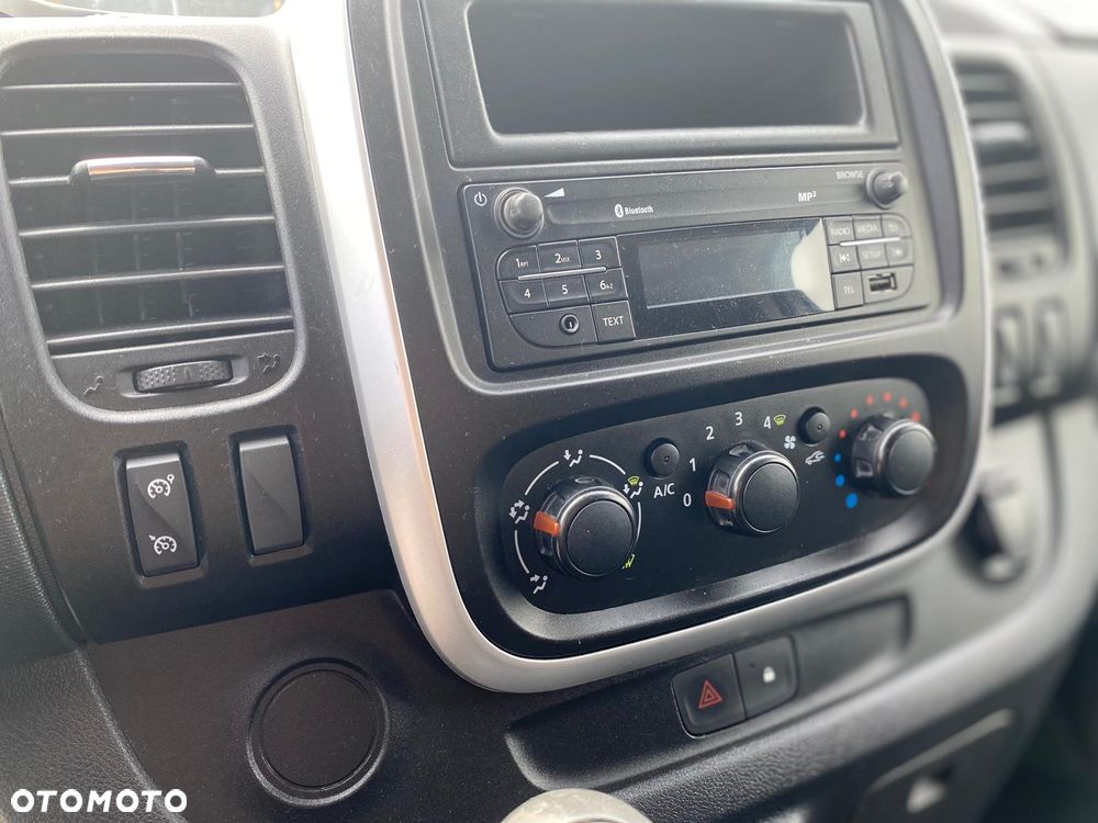 Opel VIVARO - 19