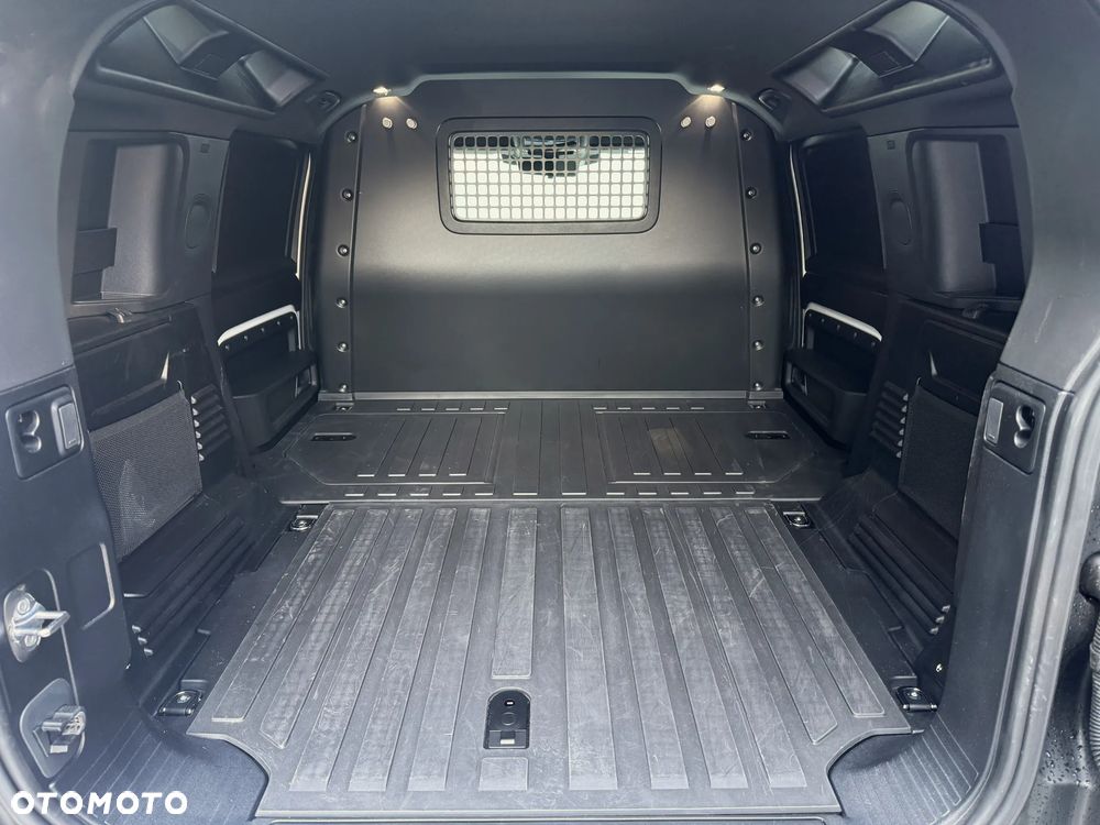 Land Rover Defender 3.0 D250 mHEV S - 18