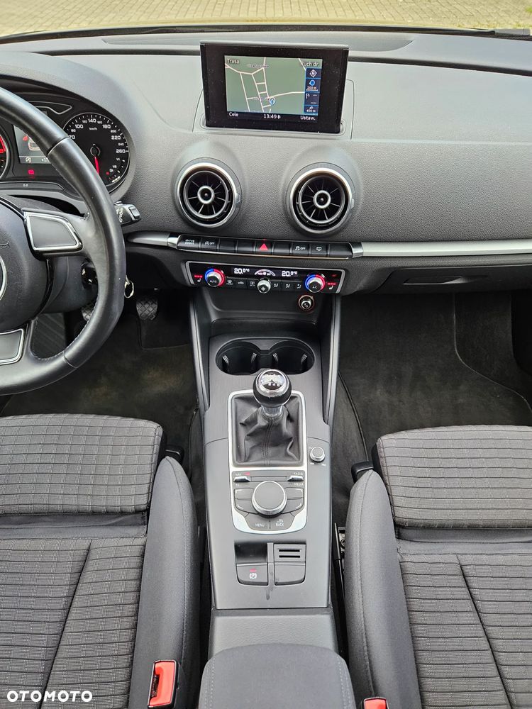 Audi A3 Sportback 1.6 TDI Attraction - 21