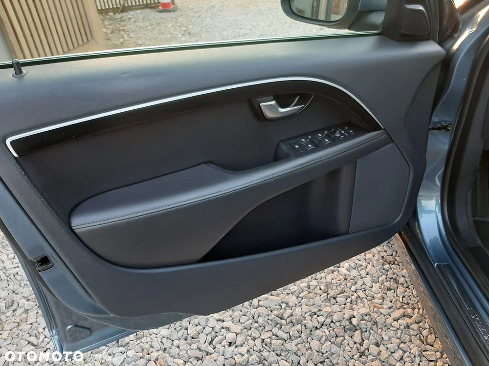Volvo V70 D4 Summum - 19