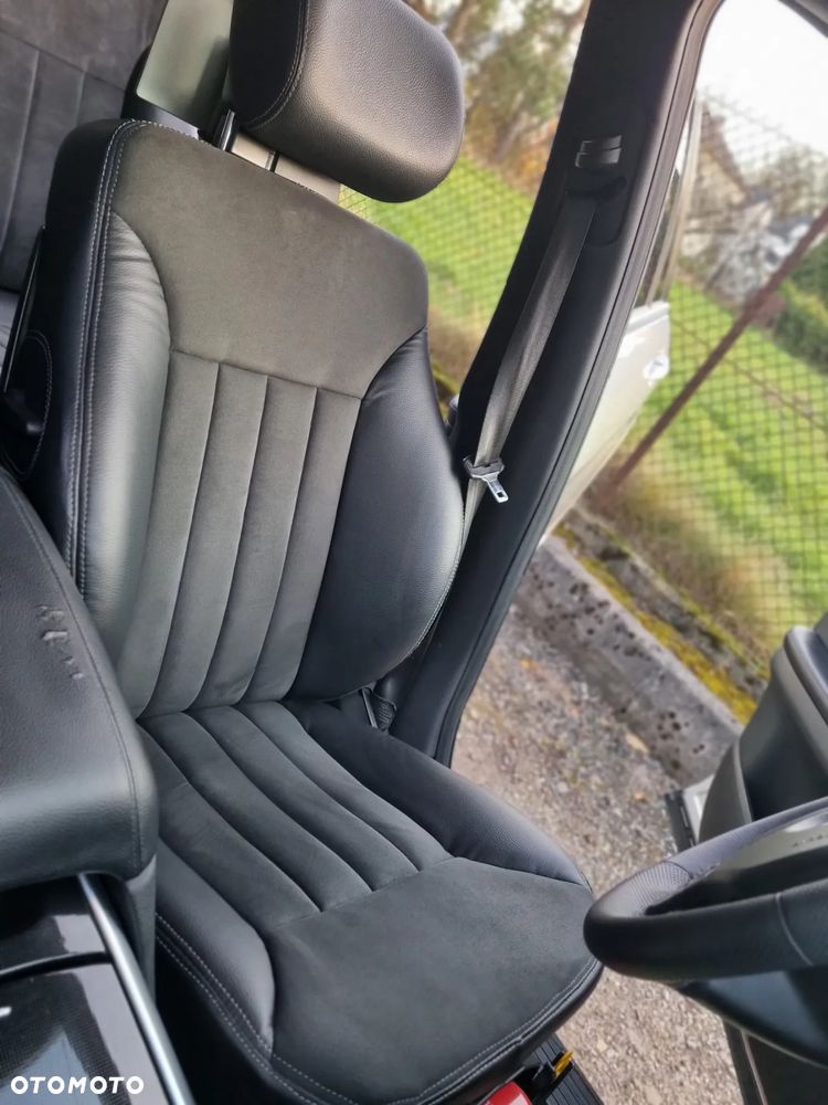 Mercedes-Benz Klasa R 320 CDI 4Matic 7G-TRONIC DPF - 12