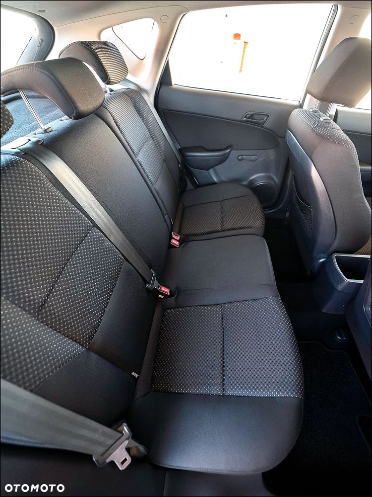 Hyundai i30 - 32