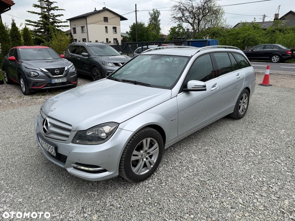 Mercedes-Benz Klasa C 180 BlueEFFICIENCY 7G-TRONIC Avantgarde - 14