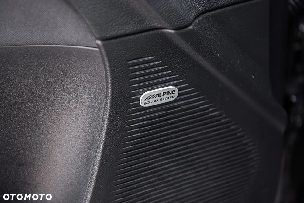 Dodge Challenger 6.4 Scat Pack - 26