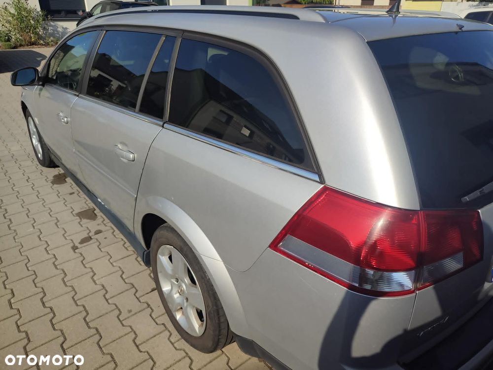 Opel Vectra 1.9 CDTI Cosmo - 7