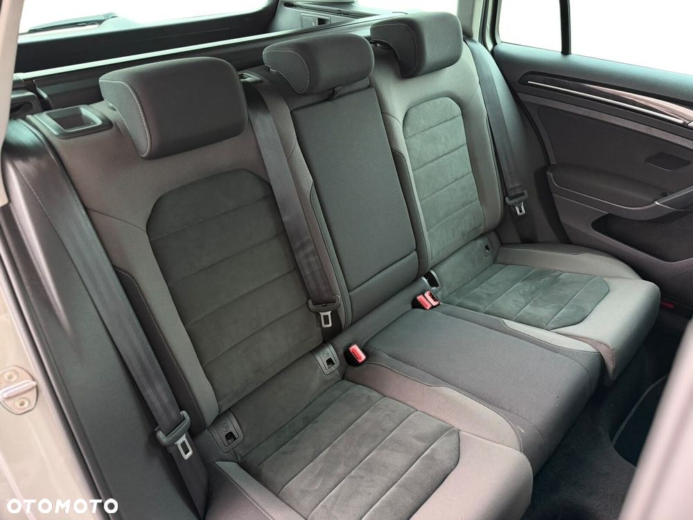 Volkswagen Golf 1.5 TSI BMT Evo Highline DSG - 24