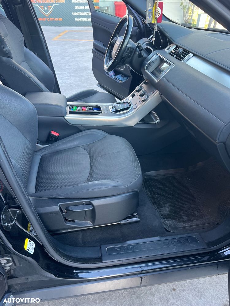 Land Rover Range Rover Evoque - 28