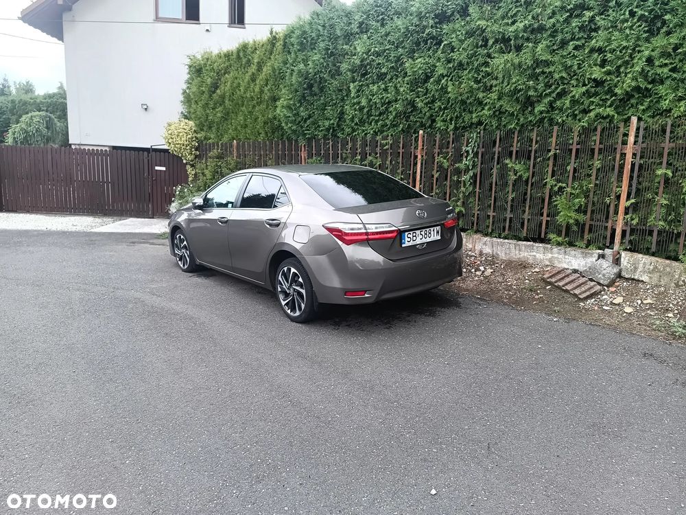Toyota Corolla 1.6 Premium MS - 6