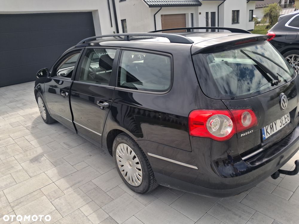 Volkswagen Passat 1.9 TDI Comfortline - 13