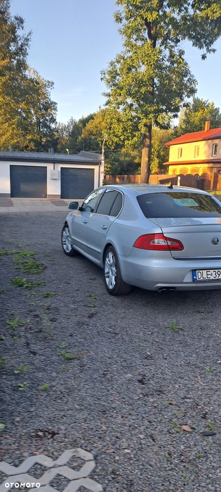 Skoda Superb 3.6 FSI 4x4 L&K DSG - 6