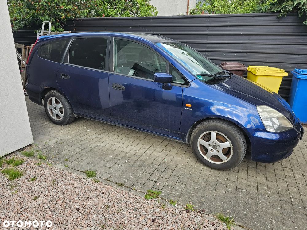 Honda Stream 1.7i ES - 13