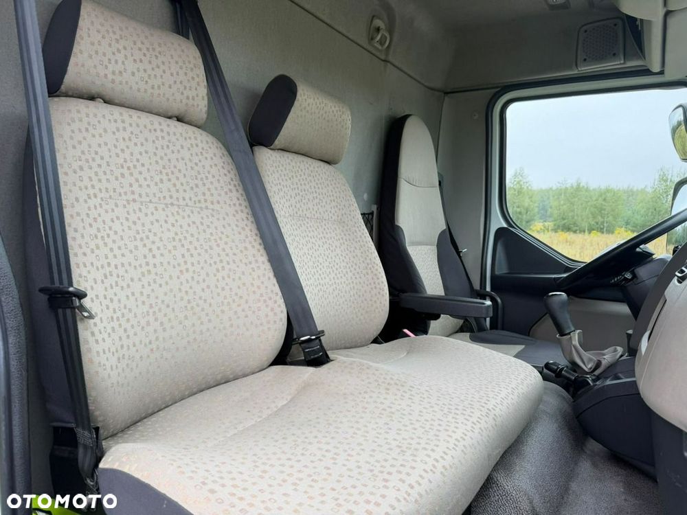 Renault MIDLUM 220 DXI  3 miejsca siedzące  , EURO 5 - 26