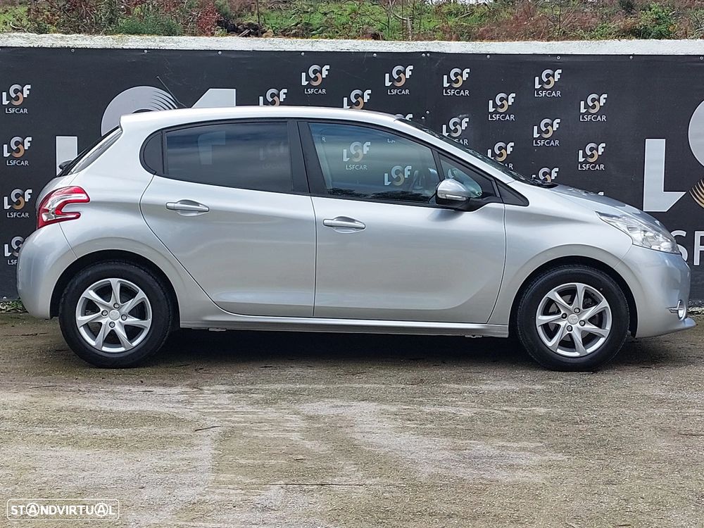 Peugeot 208 1.4 HDi Active - 8