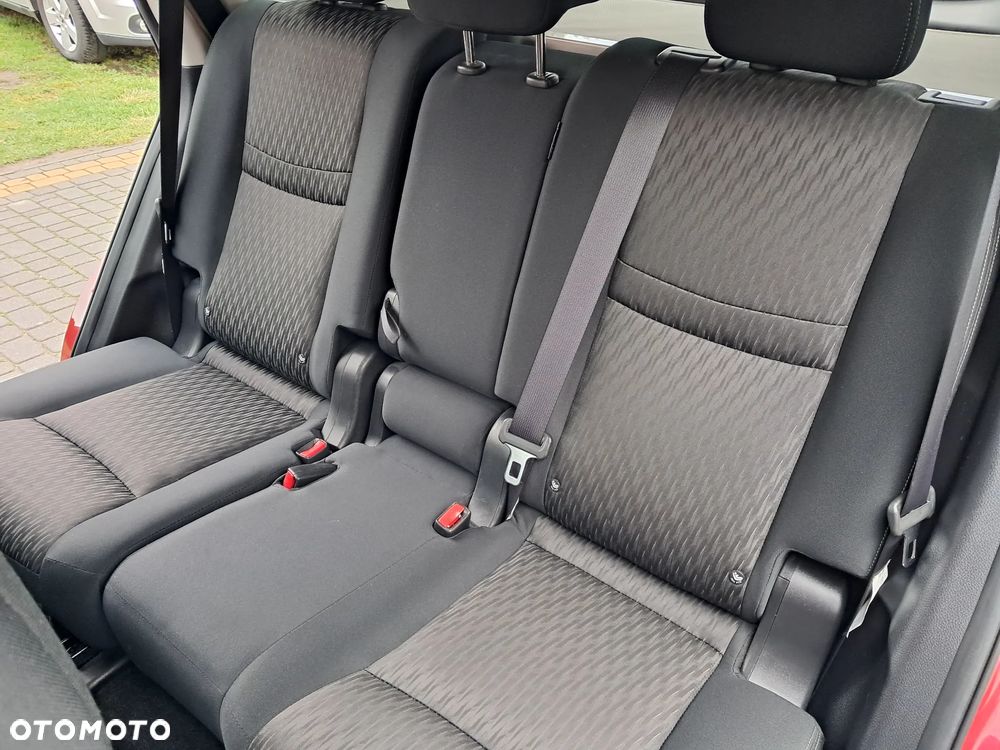 Nissan X-Trail 1.7 dCi ALL-MODE 4x4i Tekna - 32