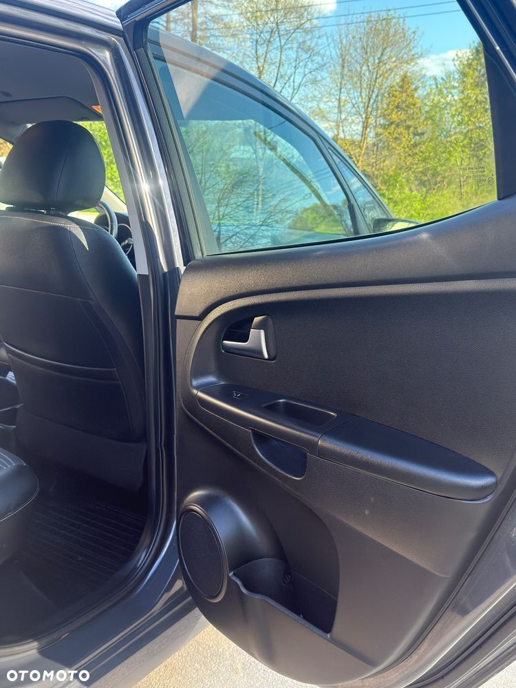 Kia Venga 1.6 Business Line - 11