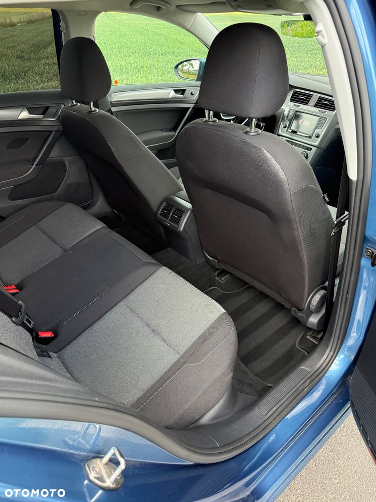 Volkswagen Golf 1.6 TDI BlueMotion Technology Comfortline - 13