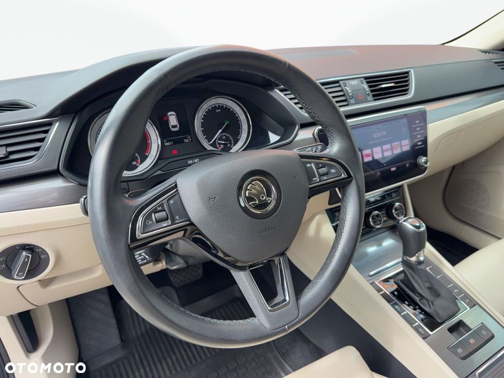 Skoda Superb 2.0 TSI Style DSG - 12