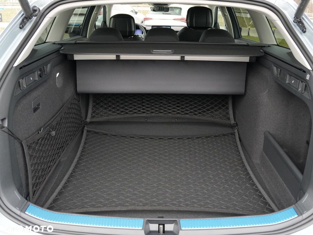 Skoda Superb 2.0 TDI SCR 4x4 Selection DSG - 15