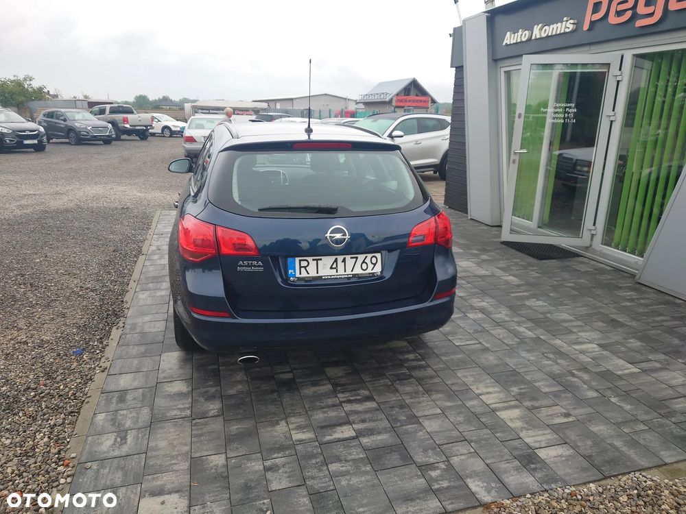 Opel Astra 1.4 Turbo Color Edition - 4