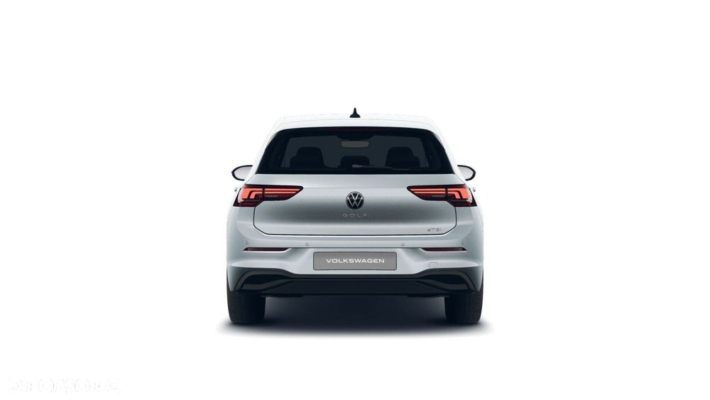 Volkswagen Golf - 6