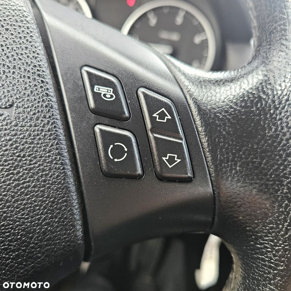 BMW X1 - 25