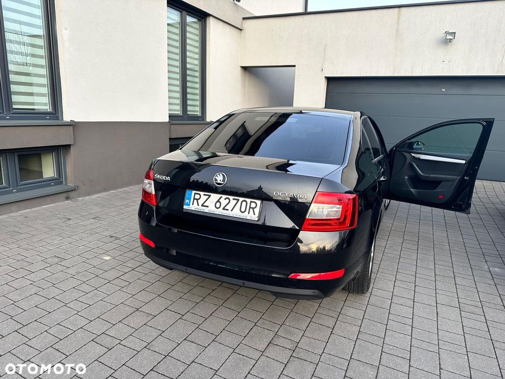 Skoda Octavia - 2