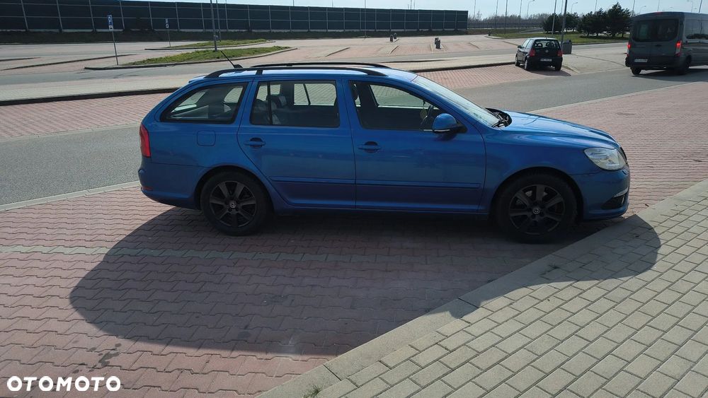 Skoda Octavia 2.0 TDI CR DPF RS - 15